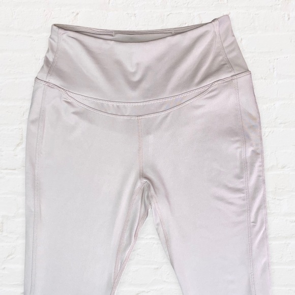 NWOT FREE PEOPLE x FP Movement Very Prarie 7/8 Legging Moon Light Mauve - Small - Picture 5 of 11
